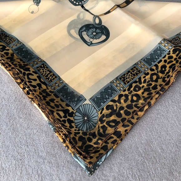 ANIMAL & MEDALLION PRINT SQUARE SCARF-BLACK, GOLD - Picture 8 of 8